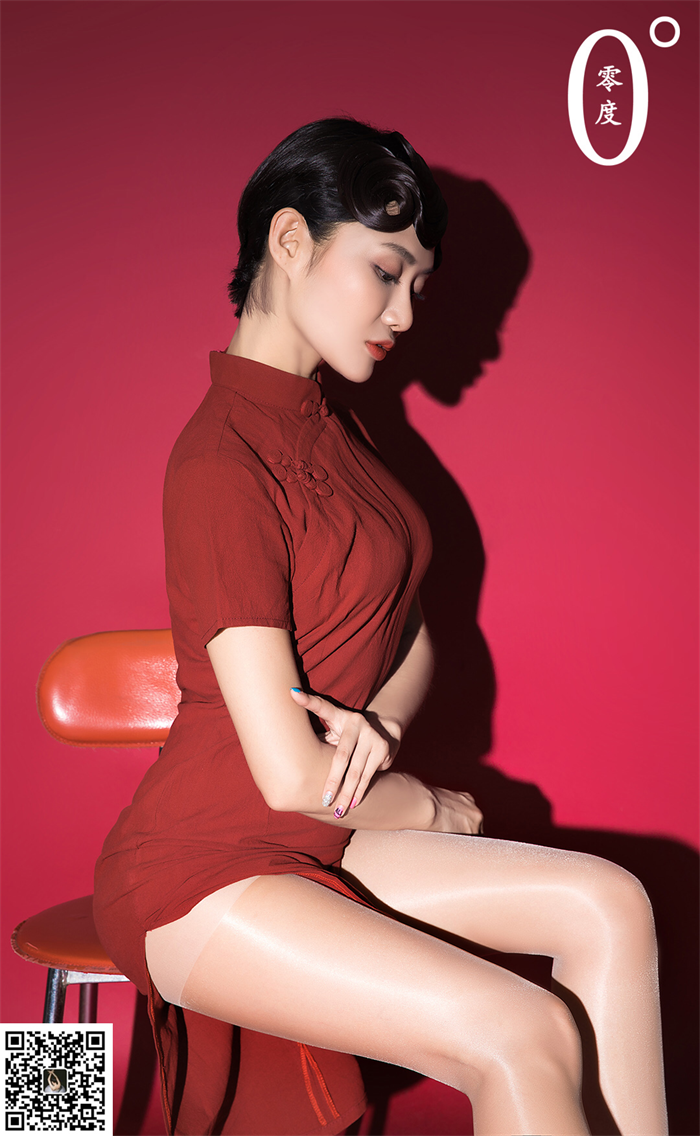 [LD零度] NO.015 小樱旗袍真空丝袜 [46P/114MB] -1