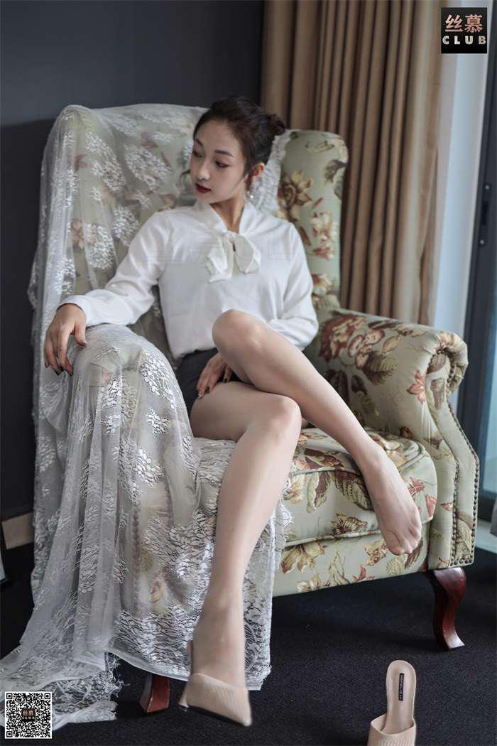 丝慕写真 SM081 天天一元《新模-温柔的小秘书》[79P/157MB] -1