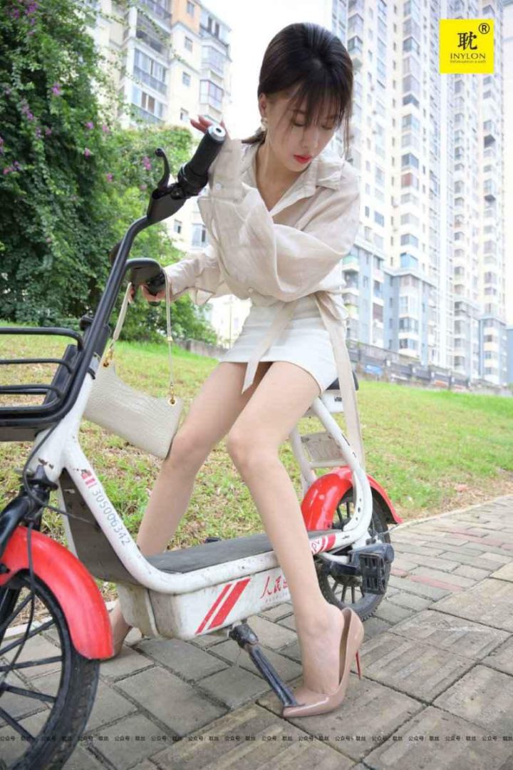 异思趣向《第N种幻想》之 一个人下班⑤ 丘主管 [90P/273MB] -1