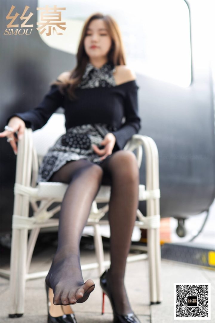 丝慕写真 SM403 天天一元 文欣《街拍嘿丝美仁》[83P/250MB] -1