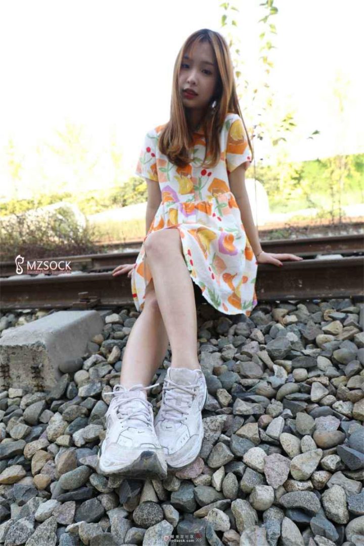 每足系列 2019-11-7 NO.072 Ella! [107P/316MB] -3