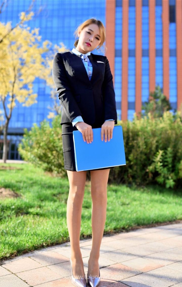 [DDY高叉舍宾亮丝]第011期《秘書OL》出鏡：若兮[55P/853MB] -1