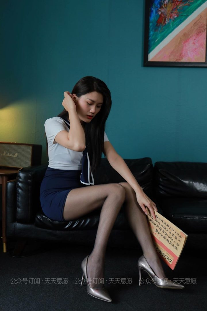 [IESS异思趣向] 2021.05.13 丝享家 802：羽西《沙发上的嘿丝》[90P/118MB] -2