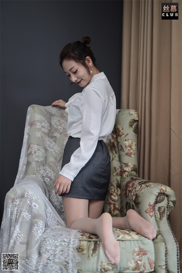 丝慕写真 SM081 天天一元《新模-温柔的小秘书》[79P/157MB] -4
