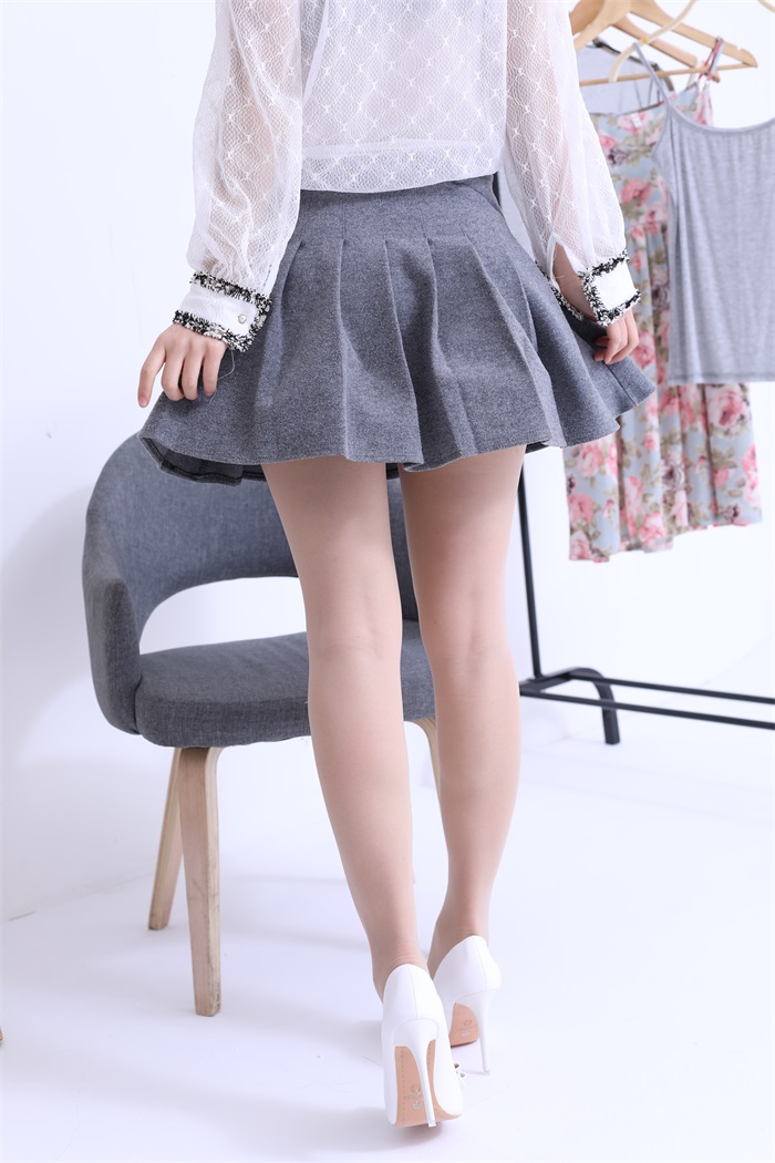 奈丝写真 NO.018：高高-少女心的白色蝴蝶结 [39P/117MB] -1