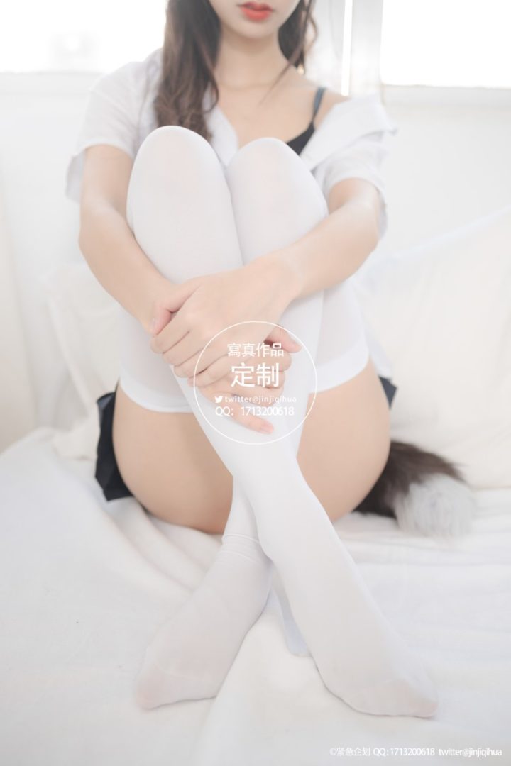 紧急企划 NO.005 出镜妹纸：一只喵喵梓 ​​​​[68P/1V/490MB] -4